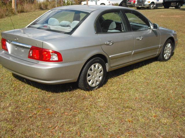 Kia Optima 2004 photo 4