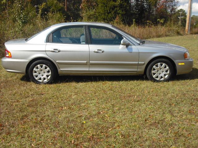 Kia Optima 2004 photo 5