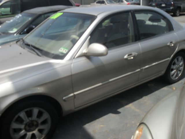 Kia Optima 2004 photo 1