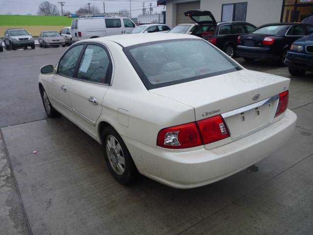 Kia Optima 2004 photo 3