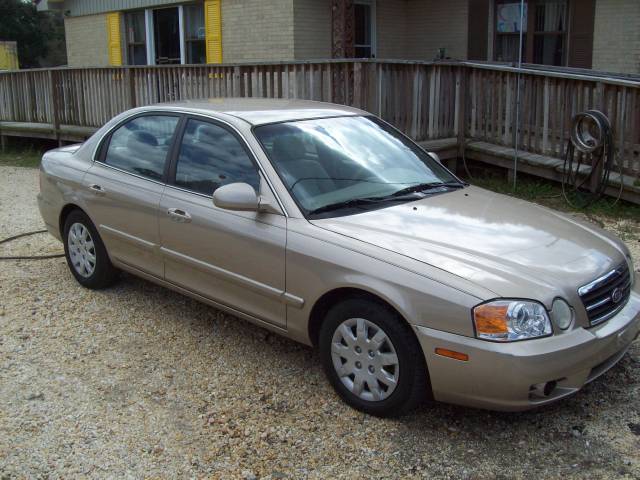 Kia Optima 2004 photo 2