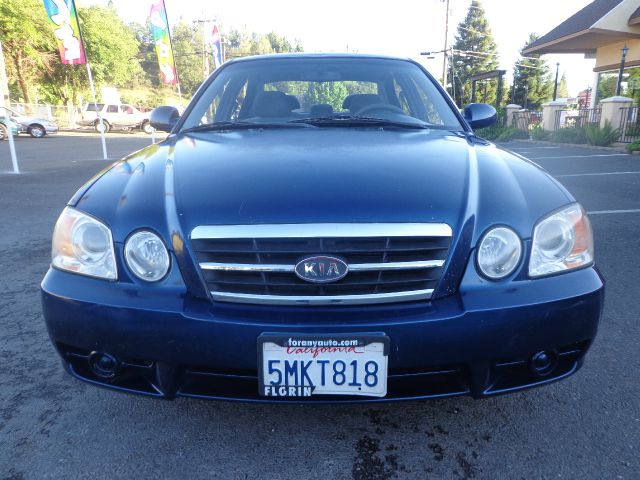 Kia Optima 2004 photo 2