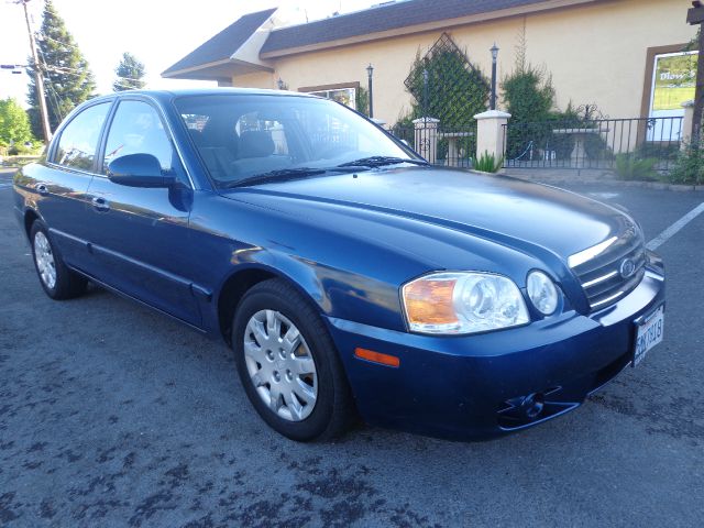 Kia Optima 2004 photo 3