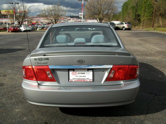 Kia Optima 2004 photo 3
