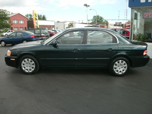 Kia Optima Elk Conversion Van Sedan