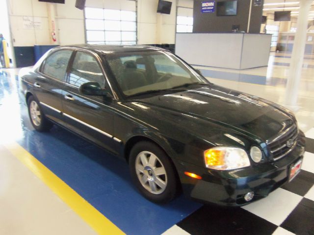 Kia Optima Open-top Sedan