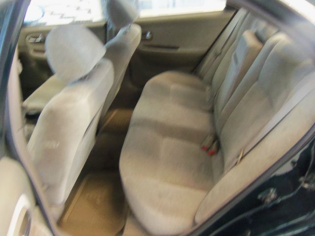 Kia Optima 2004 photo 2