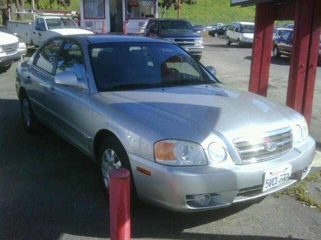 Kia Optima Elk Conversion Van Sedan