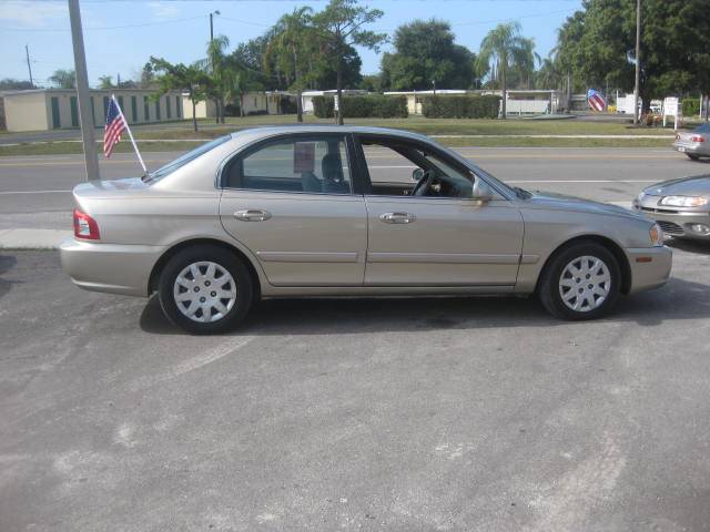 Kia Optima 2004 photo 3