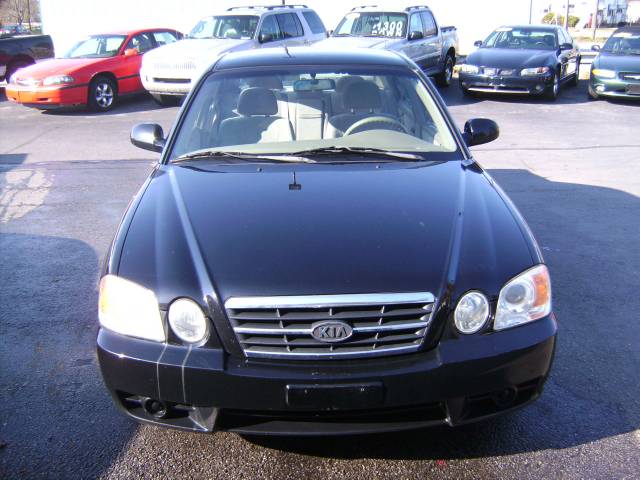 Kia Optima 2004 photo 1