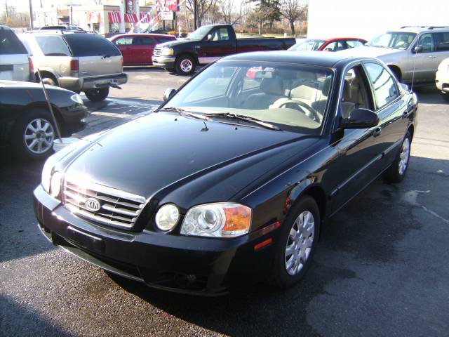 Kia Optima 2004 photo 2
