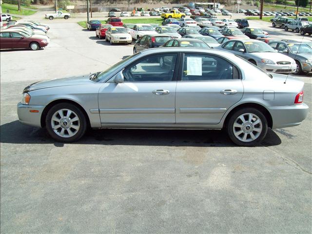 Kia Optima 2004 photo 1