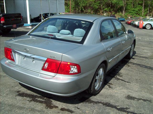 Kia Optima 2004 photo 2