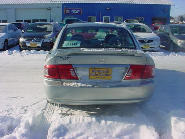 Kia Optima 2004 photo 4