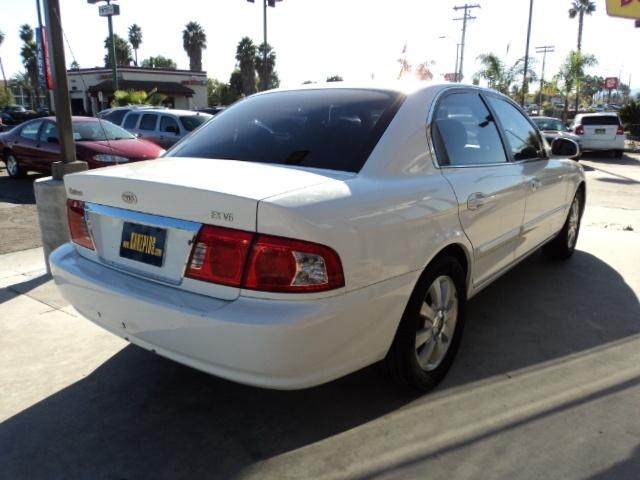 Kia Optima 2004 photo 2