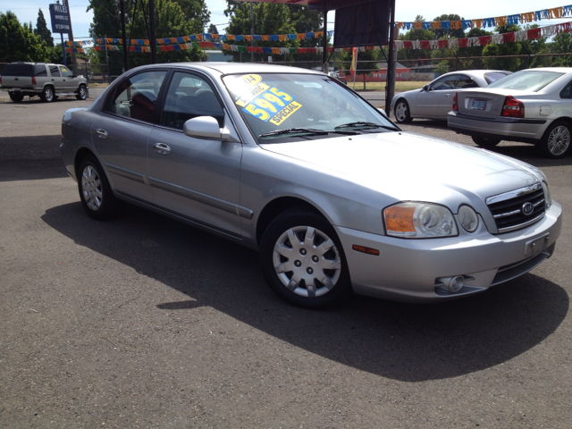 Kia Optima 2004 photo 2