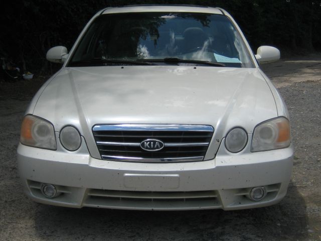 Kia Optima Open-top Sedan