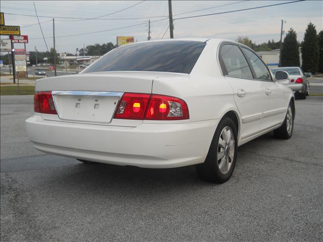 Kia Optima 2004 photo 3