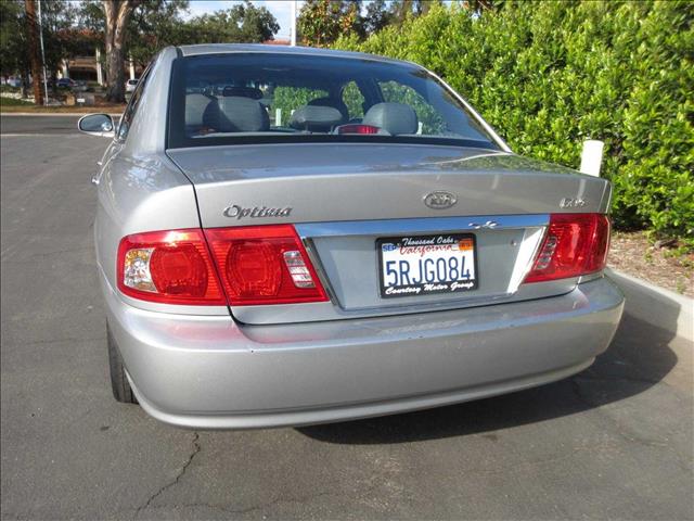 Kia Optima 4x4 Z85 Extended CAB Sedan