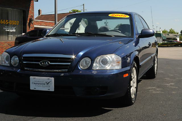 Kia Optima 2005 photo 1