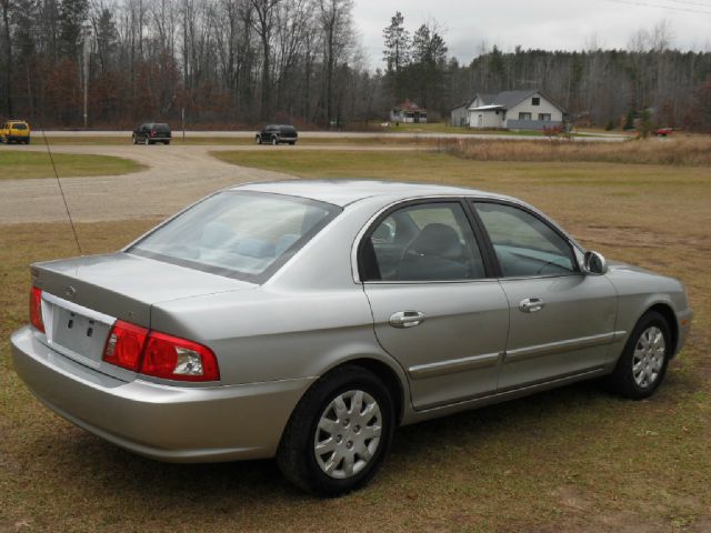 Kia Optima 2005 photo 2