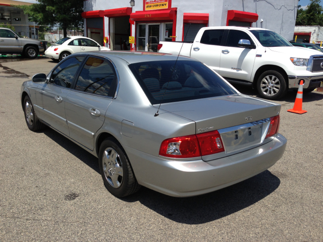 Kia Optima 2005 photo 2