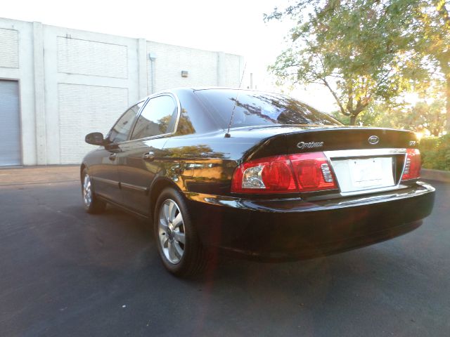 Kia Optima 2006 photo 3