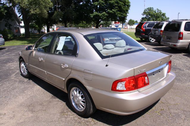 Kia Optima 1998 Jaguar 8 Sedan