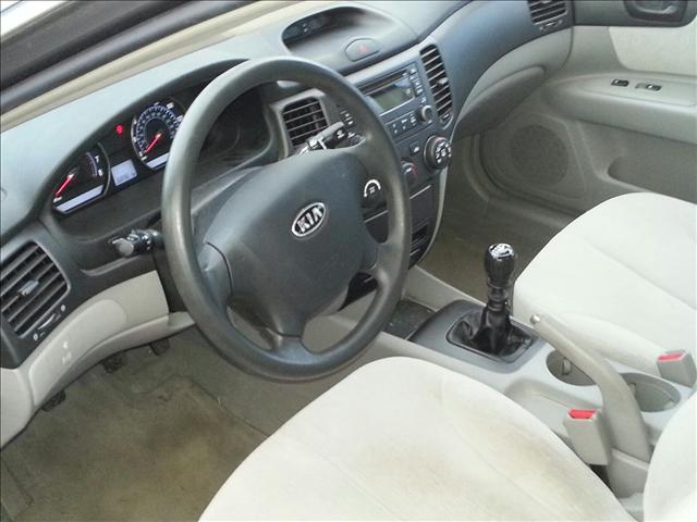 Kia Optima 2006 photo 2