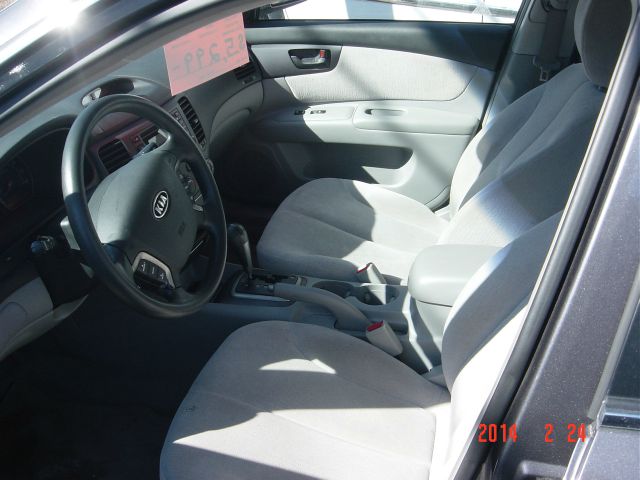 Kia Optima 2006 photo 2