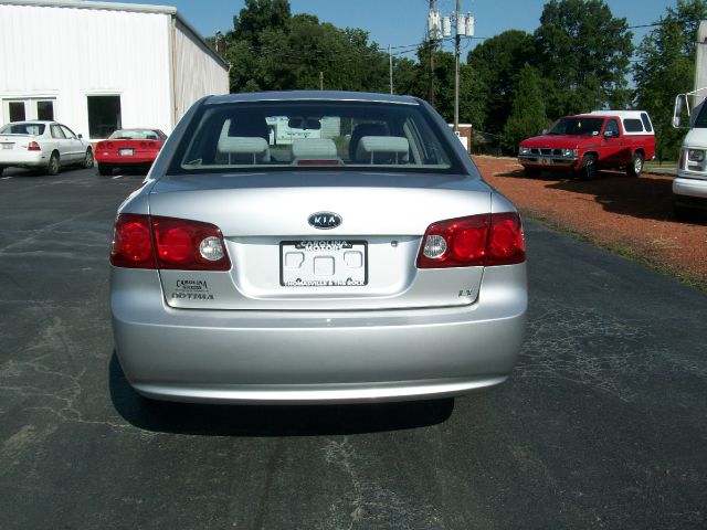 Kia Optima 2007 photo 1