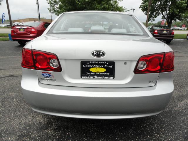 Kia Optima 2007 photo 10