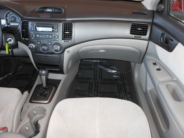 Kia Optima 2007 photo 7