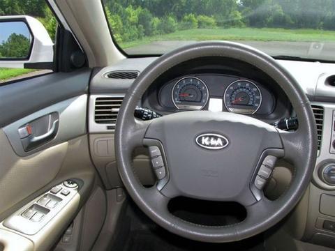 Kia Optima 2008 photo 1