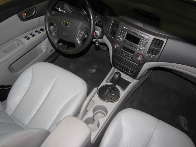 Kia Optima 2009 photo 10