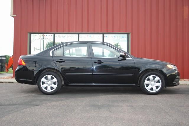 Kia Optima Elk Conversion Van Sedan