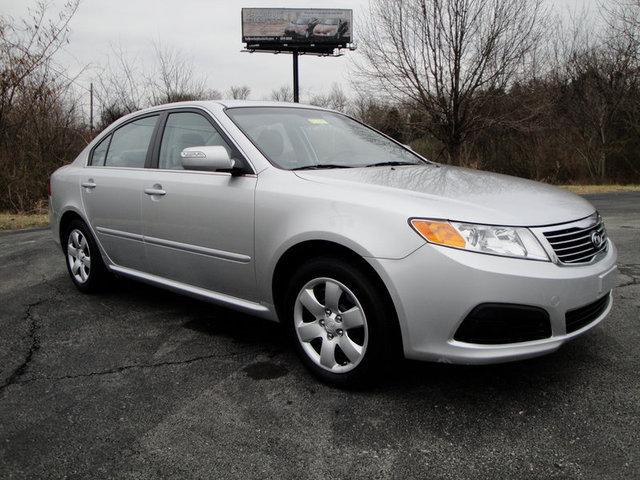 Kia Optima 2010 photo 1