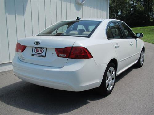Kia Optima 2010 photo 2