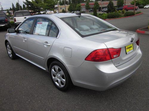 Kia Optima 2010 photo 1