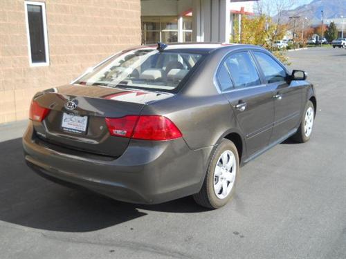 Kia Optima 2010 photo 1