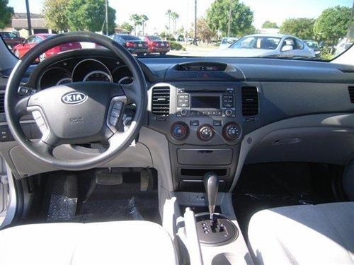 Kia Optima 2010 photo 2