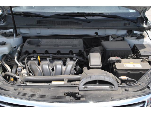 Kia Optima 2010 photo 4