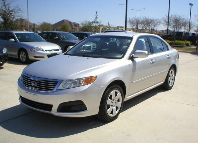 Kia Optima Elk Conversion Van Sedan