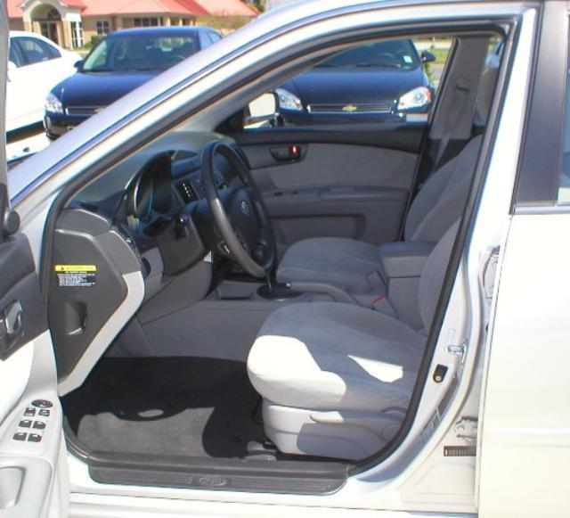 Kia Optima 2010 photo 5