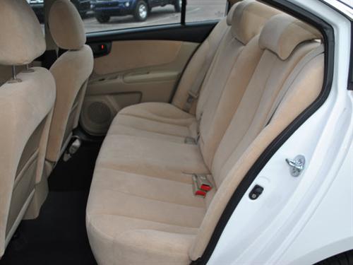 Kia Optima 2010 photo 2