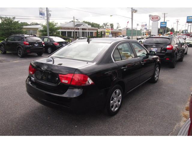 Kia Optima 2010 photo 1