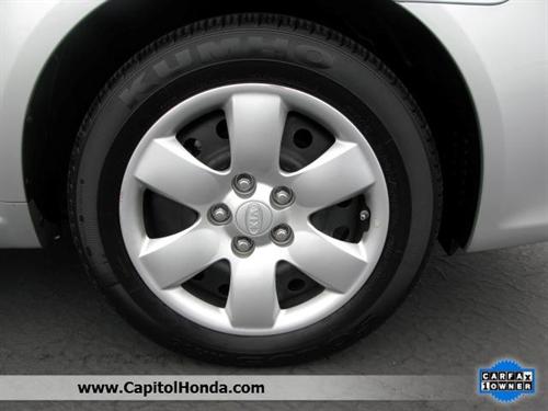 Kia Optima 2010 photo 1