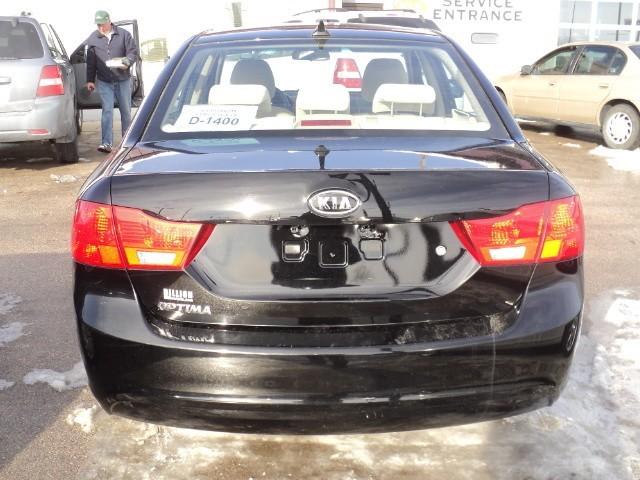 Kia Optima 2010 photo 3