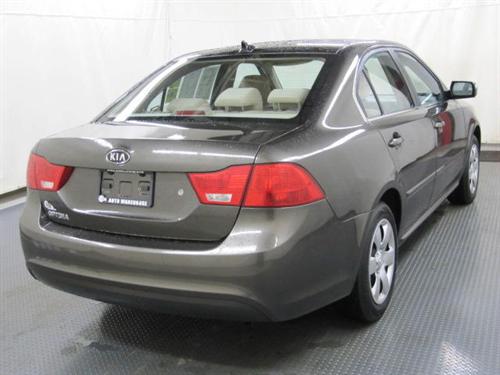 Kia Optima 2010 photo 1