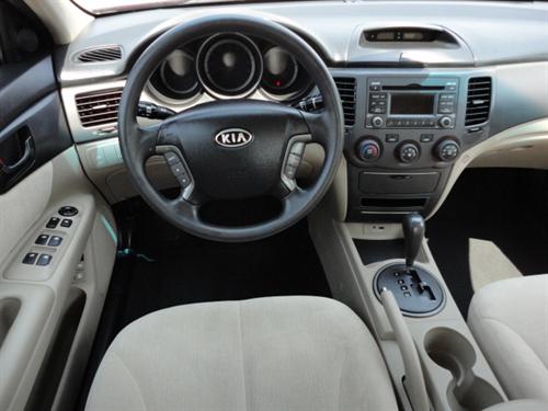 Kia Optima 2010 photo 2